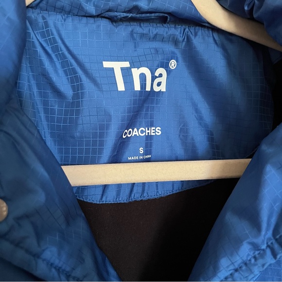 Aritzia TNA Blue Coaches Jacket - Picture 5 of 7